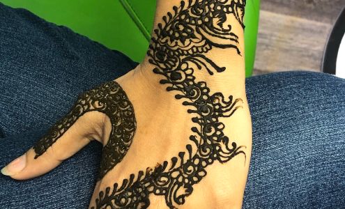 Lavish Threading & Spa