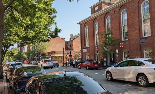 Agostino Master Stylist