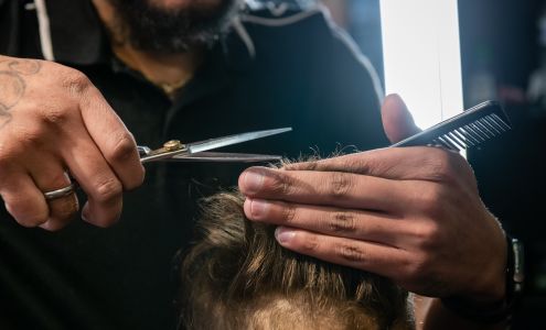 Harrison's House of Styles