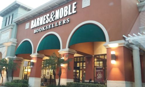 Barnes & Noble