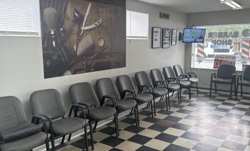 Dom's Barber Shop & Styling 7613 Aloma Ave, Winter Park Florida 32792