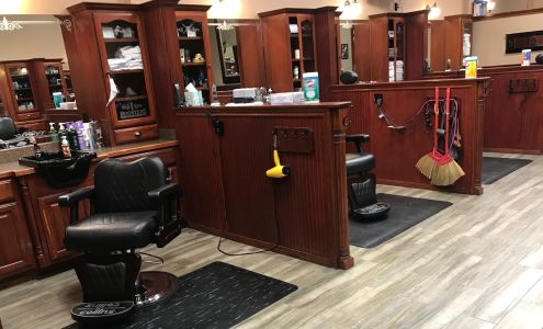 Roosters Men's Grooming Center