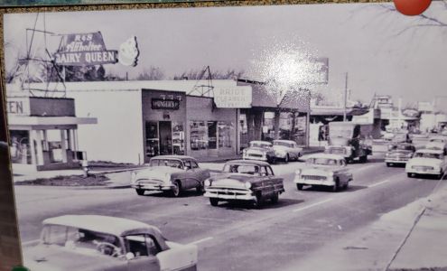 Natale's Barber Shop 14070 Fort St, Southgate Michigan 48195