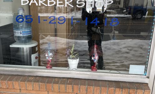 Phil-Phils Barber Shop 1319 Southview Blvd, South St Paul Minnesota 55075