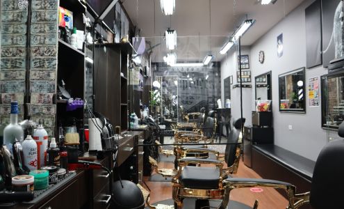Sculptures Barber shop