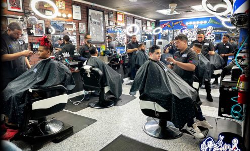 Marte's Barber Shoppe/Barbería - Greensboro