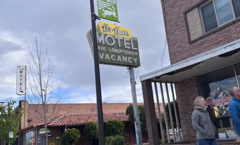Downtown Barber Shop