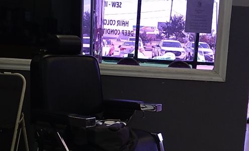 Blades Central Barbershop