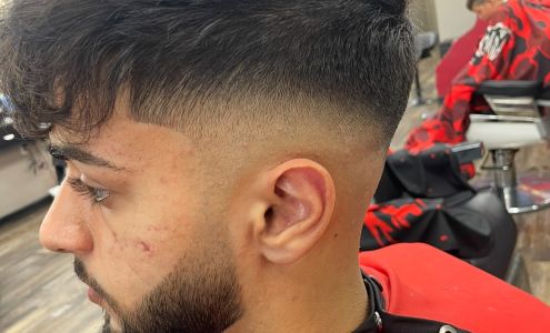 Barber City Men's Grooming Lounge