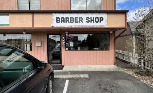 Jay's Barbershop 1515 5th St, Marysville Washington 98270