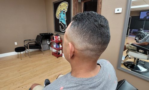 SPARTACUTS LLC 15927 N Florida Ave, Lutz Florida 33549