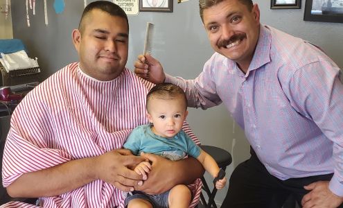 Gene's Barber Shop Holiday Shopping Center, 1952 Solano St, Corning California 96021