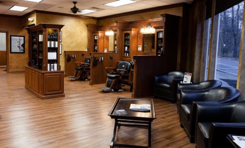 Roosters Men's Grooming Center