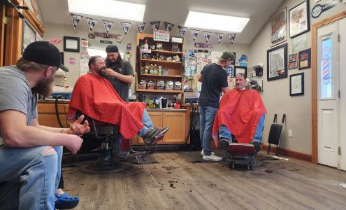 Mooney's Barbershop 125 N Ortonville Rd Ste B, Ortonville Michigan 48462