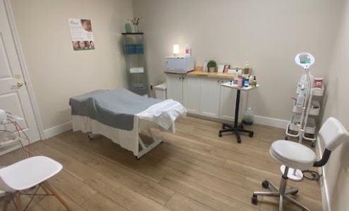 Laser by Nicole Ft Lauderdale