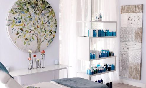 Ann Webb Skin Clinic