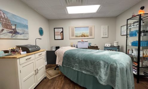 Escape Esthetics LLC 615 Birdneck Rd N #108, Virginia Beach Virginia 23451