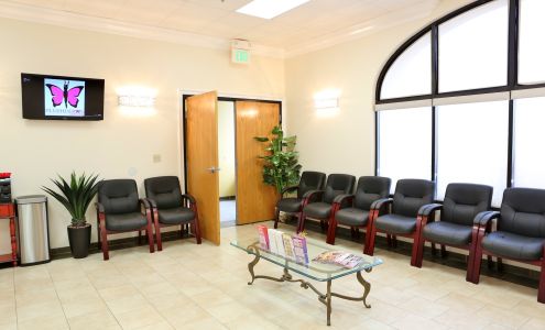 Plush Derma Laser Clinic & Skin Center