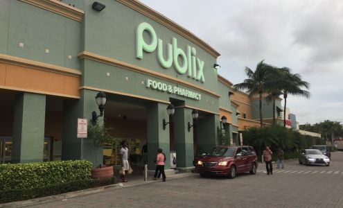 Publix Super Market at Biscayne Commons