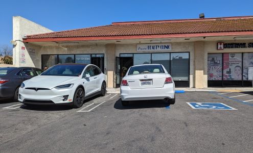 Crystal Beauty Clinic 5421 W 1st St #7, Santa Ana California 92703