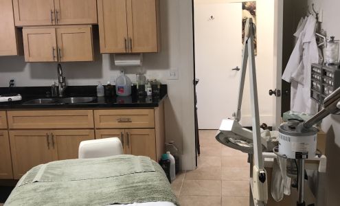 Annahita Waxing & Facials