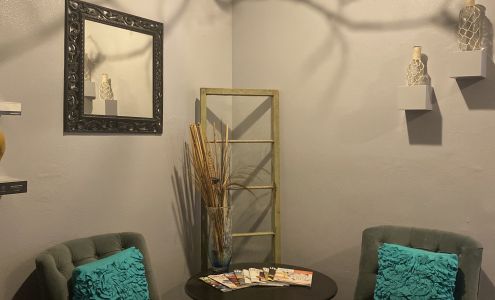 Refresh Face & Body 1045 Village Ln, Chico California 95926