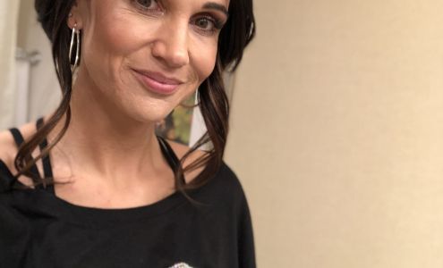 Mandra Dee's Beauty 2U Salon Suites on 65th, 714 E 65th St, Indianapolis Indiana 46220