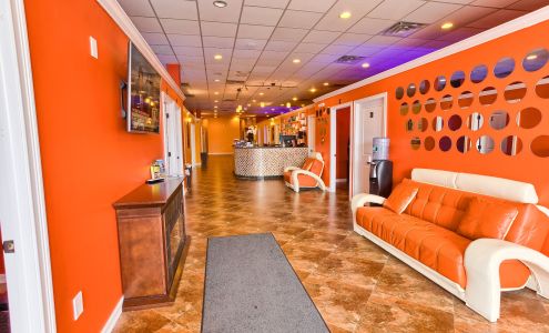 New York Sun Club Tanning & Airbrush Salon 156-40C Cross Bay Blvd, Howard Beach New York 11414