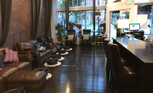 Hand -Job Nails & Spa