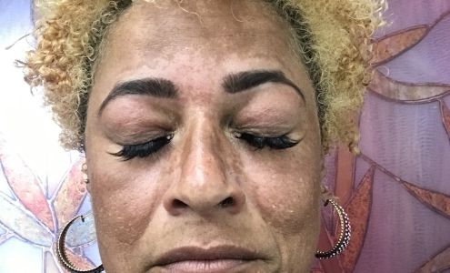 Eyes By India 4481 E 10th St, Indianapolis Indiana 46201