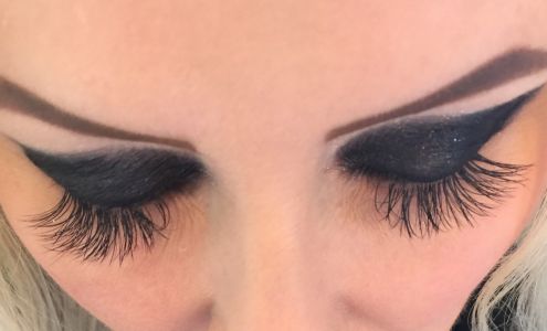 Eye Candy Lash Bar