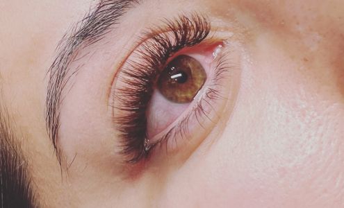 Fly Lash Beauty Studio
