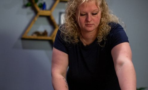 Mama Bear Massage LLC 8131 Wornall Rd, Kansas City Missouri 64114