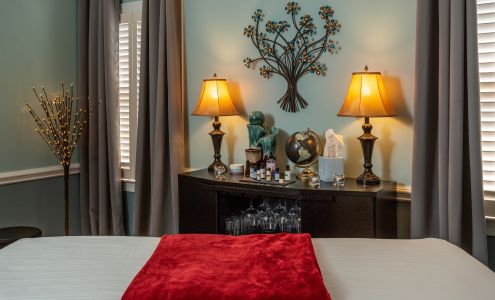 ZOË Massage at Carmel Commons
