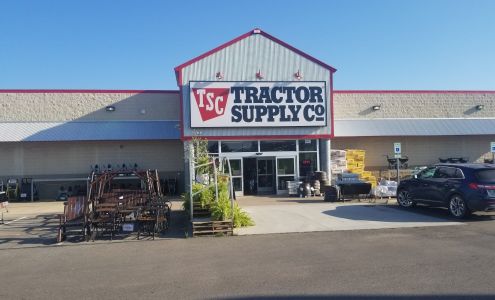 Tractor Supply Chickasha