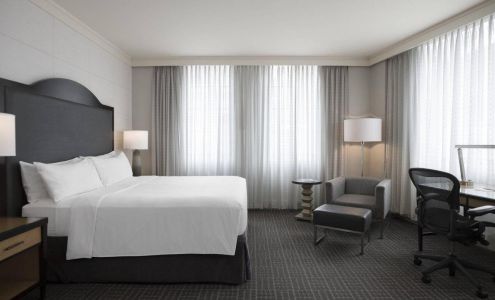 Renaissance New Orleans Arts Warehouse District Hotel