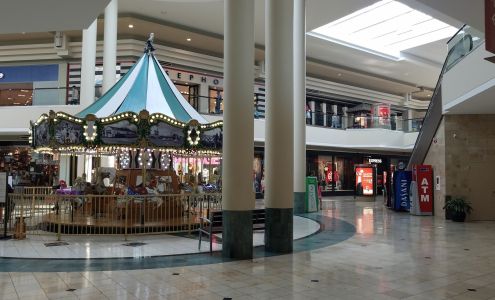 Woodland Hills Mall