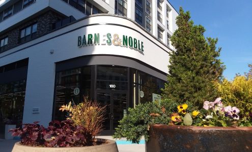 Barnes & Noble