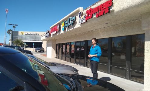 29 Souvenirs & Gifts