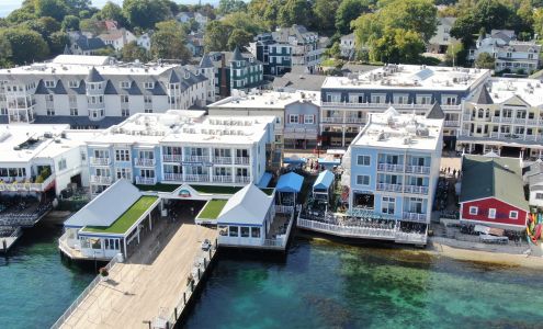 Bicycle Street Inn & Suites Mackinac Island