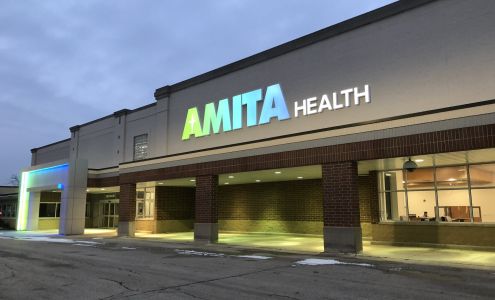 UChicago Medicine AdventHealth Medical Group Primay Care at Woodridge