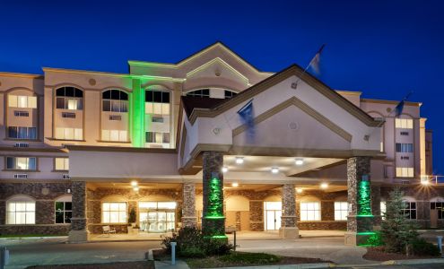 Holiday Inn Lethbridge, an IHG Hotel