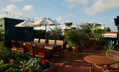 Life House, Little Havana