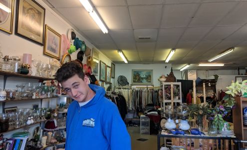 Pop's & Granny's Thrift Store Chattanooga