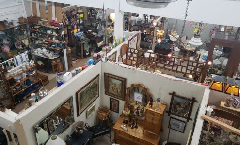 Yesteryears Antique Mall