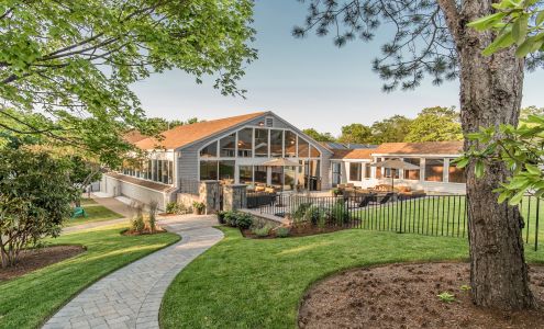 Rockport Inn & Suites