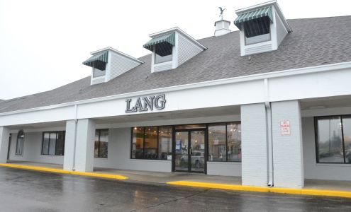LANG Seasonal Outlet - Brookfield