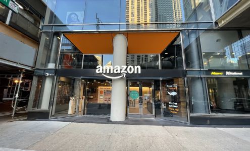 Amazon Locker - Clark & Lake