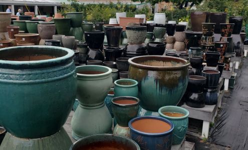 Busy Bee Lawn & Garden Center