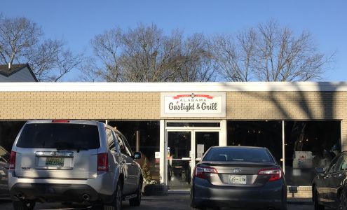 Hollywood Outdoor Living (formerly Alabama Gaslight & Grill)